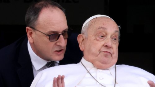 Abbie Chatfield shows PROOF that her prediction on the death of Pope Francis has come true after unleashing explosive rant: 'I knew it!'