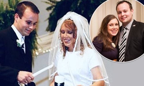 Wife Of Sex Pest Josh Duggar Marks 11 Year Wedding Anniversary Flipboard