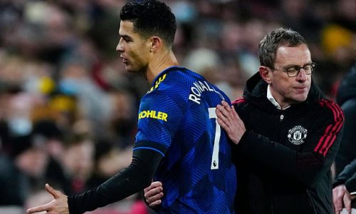 Ian Wright: Ronaldo's Brentford strop not a good sign for Man United