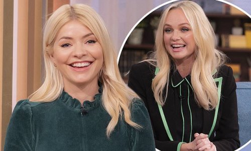 She Became An Honorary Spice Girl Emma Bunton Recalls Holly Willoughby Dancing And Singing 