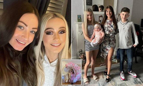 Youthful Mother Of Three Claims She Gets Mistaken For The Sister Of Her 15 Year Old And Even Got 
