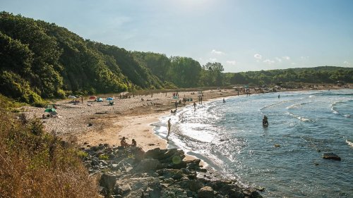 Major UK travel company forced to shut from today - with all future holidays CANCELLED