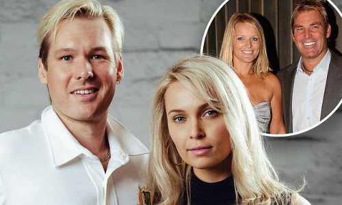 Actors who depict the late Shane Warne and his ex-wife Simone Callahan in Channel 9's miniseries ended up in hospital with injuries after a sex scene went horribly wrong