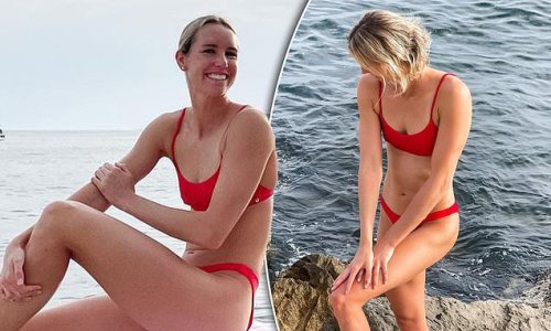 Olympic swimmer Emma McKeon shows off her figure in a string bikini