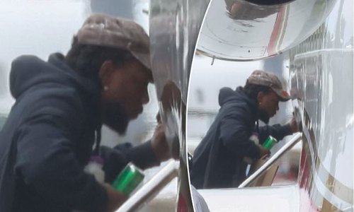 Travelling in style! Rapper Kendrick Lamar boards a private jet heading to Perth as he begins his Australian tour following big win at the AMAs