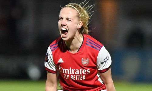 Beth Mead heroics inspire Arsenal Women to comeback win over Brighton