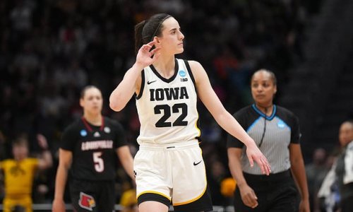 Caitlin Clark shines with 41 POINTS as Iowa seals first women's March ...