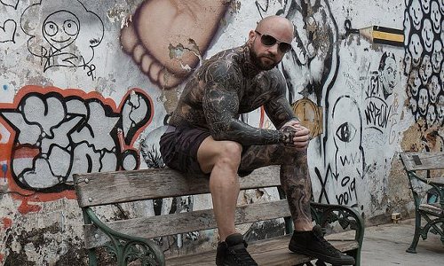 Arizona man spends $15,000 having his whole body TATTOOED - Flipboard