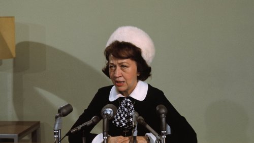 Woman who predicted 9/11 and JFK assassination made chilling warning about 2025