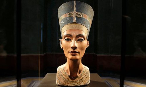 Could Queen Nefertiti's true beauty about to be revealed? Archaeologists claim to have discovered the Egyptian ruler's mummy as it awaits DNA test