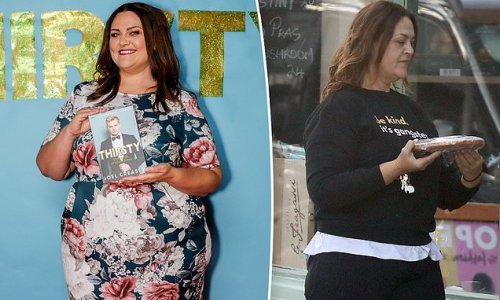 Chrissie Swan shows off her incredible weight loss as she visits a cafe ...