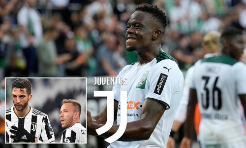 Juve 'offer £6m for Denis Zakaria' but a midfielder must leave first