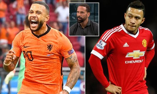 Memphis Depay Went To Man United Too Young Claims Rio Ferdinand Flipboard