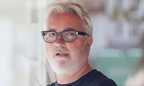 90s-actor-looks-unrecognisable-with-silver-hair-and-a-bushy-beard-as-he