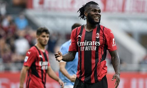 Manchester United 'set sights on Franck Kessie if Paul Pogba leaves'