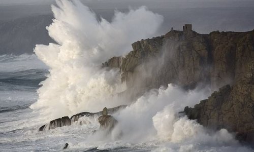 Life on Earth may have started in SEA SPRAY: 'Dramatic discovery' suggests 'chemical Big Bang' in water droplets sparked emergence of building blocks for all living things