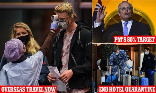 Expert call to let fully vaccinated Australians travel overseas NOW