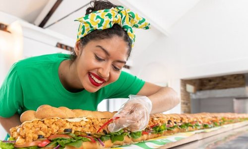 Hope you're hungry! Subway fans can win a SEVEN METRE sub to celebrate the Queen's Platinum Jubilee filled with 340 lettuce leaves, 256 slices of cheese and 128 slices of ham
