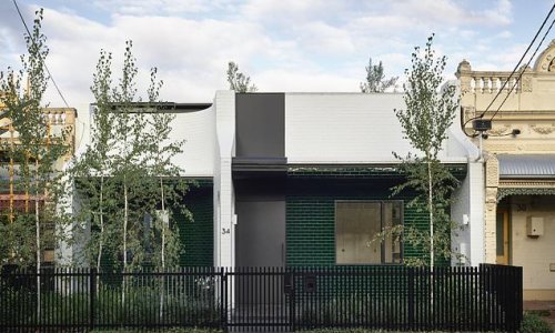 Behind the plain façade of this Aussie property sits an incredibly sophisticated family home that's up for a national design award