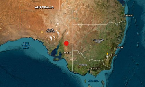 One of Australia's largest cities is shaken by a magnitude 4.8 earthquake: 'The building is shaking'