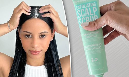 This Hairburst scalp scrub encourages your hair to grow longer