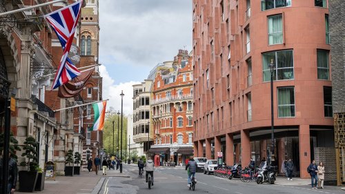 Life on Britain's most expensive street: Residents and businesses in London's Buckingham Gate reveal...