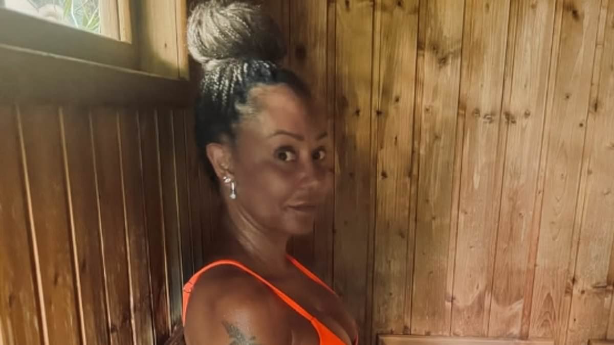 Mel B Puts On A Very Racy Display As She Poses Naked In Infrared Sauna Flipboard