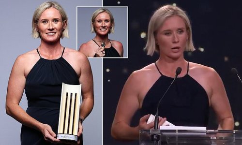 'I'm c**pping my pants, I didn't expect to win this': Beth Mooney steals the show with incredibly honest admission after picking up two gongs at Australian Cricket Awards