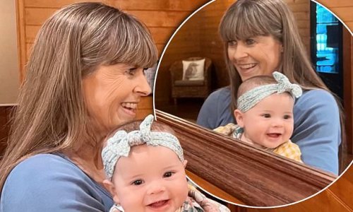 Bindi Irwin: Grace Warrior marvels at her own reflection in the mirror
