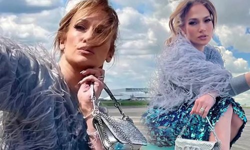 Jennifer Lopez promotes her new Delola cocktail line with glamorous ...