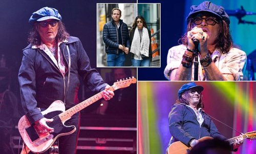 Johnny Depp rocks out with pal Jeff Beck at New York concert ...