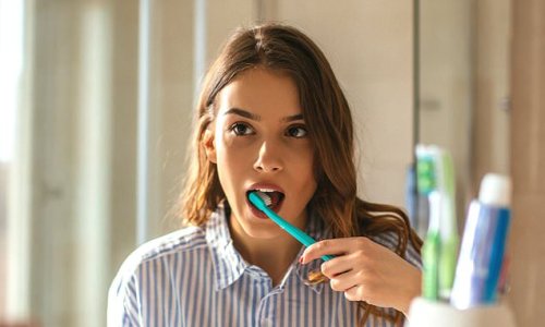 Brushing your teeth three times a day could lower the risk of heart failure