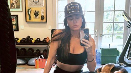 Kyle Richards shares a sexy gym selfie after spending the weekend partying with niece Paris Hilton...