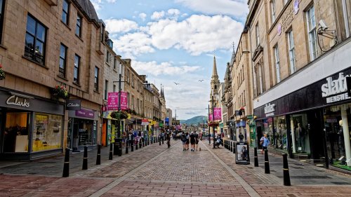 The 20 best places to retire in Britain: From the Highlands and an average house price of £200,000,...