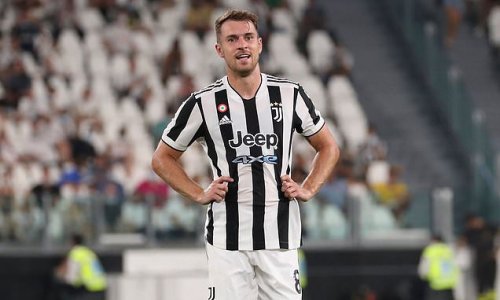 Juventus 'want to find solution' for Aaron Ramsey before deadline day