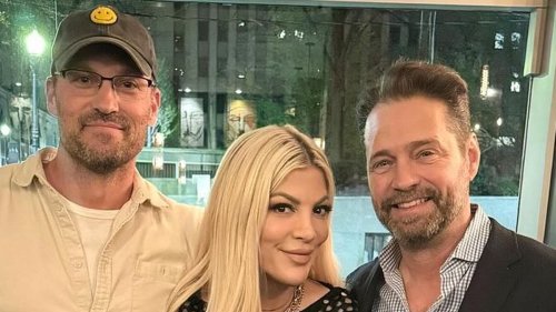 Tori Spelling reunites with Beverly Hills, 90210 costars Brian Austin Green and Jason Priestley in...