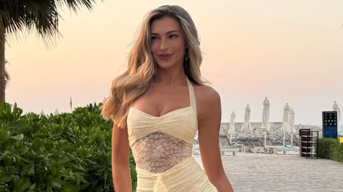 Zara McDermott shares stunning Costa Rica sunset snap after 'Louis Tomlinson flew her first-class to romantic getaway'