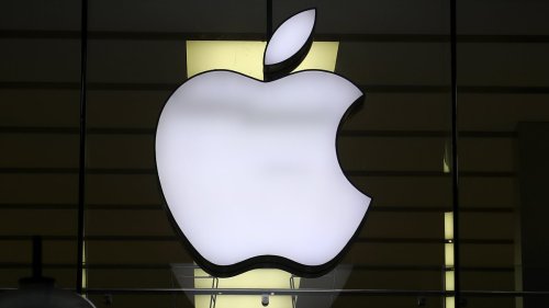 Apple's market cap closes at $3 TRILLION for the first time since August after its shares climbed 2%
