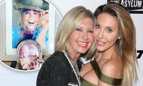 Olivia Newton Johns Daughter Chloe Lattanzi Shares Heartbreaking Tribute To Her Late Mother I 4542
