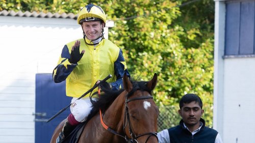 Champion jockey Oisin Murphy is all smiles as he returns to racing just hours after mysterious car crash riddle