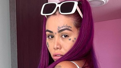 Influencer who is having her face tattoos lasered off warns fans not to get their own facial...