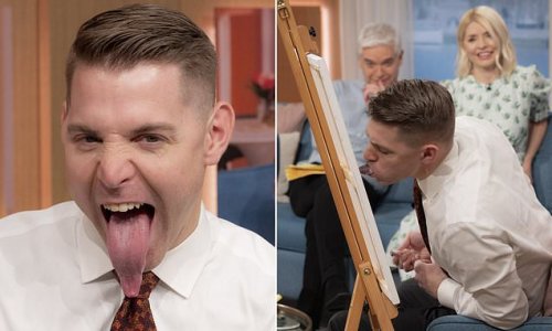 It's Lick-asso! Watch as man with the longest tongue on the planet at 3 ...