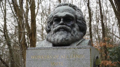 Why was German-born Karl Marx buried in London's Highgate Cemetery?