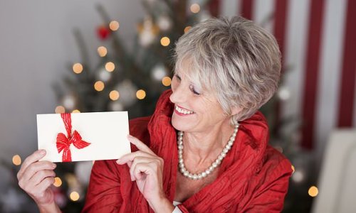 How to give a Christmas cash gift and avoid inheritance tax traps
