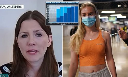 Experts question No10's plan to vaccinate 16 and 17 year olds
