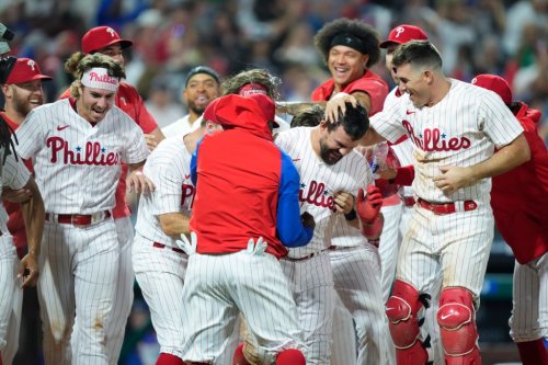 dodgers-lose-on-walk-off-home-run-by-phillies-kyle-schwarber-flipboard