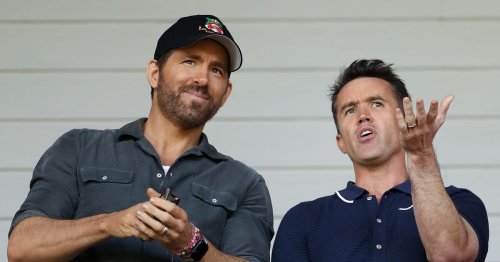 Wrexham Afc Chairmen Ryan Reynolds And Rob Mcelhenney Made Cheeky Bid For Ex Premier League Star 