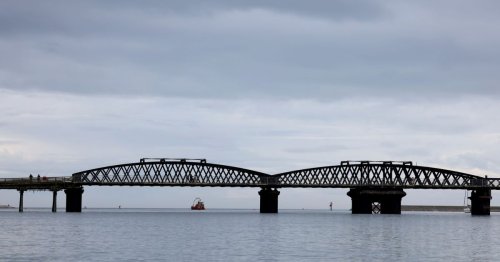 Gwynedd resort has more rail tourists than Barry Island - but bridge is shutting