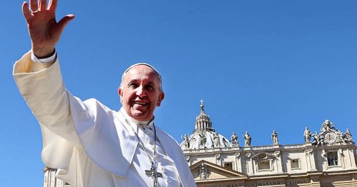 The Pope's tradition of being hit on the head with silver hammer after death - Daily Record
