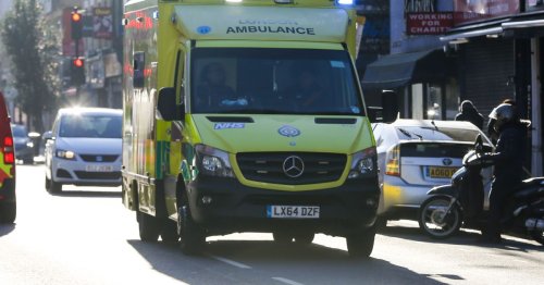 Drivers face £1k fine for letting ambulances pass - how to avoid little-known error
